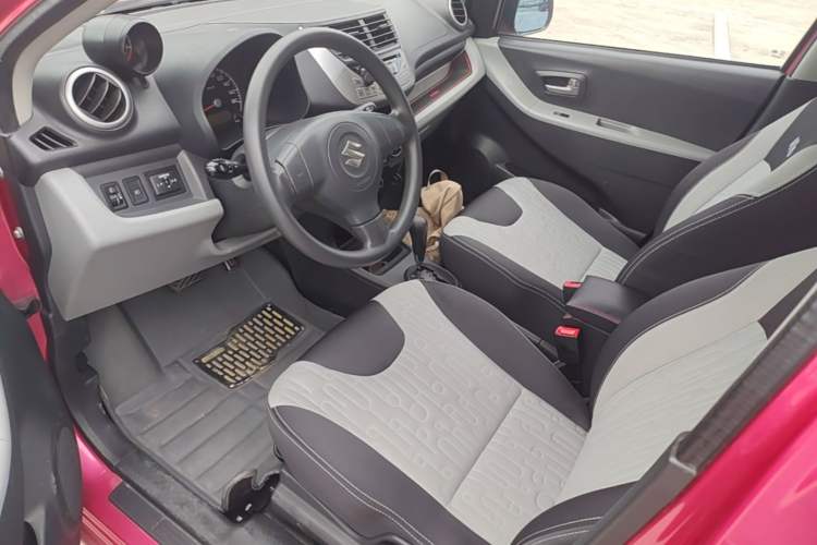 Used Suzuki Alto 2013 1.0L Automatic Luxury Model Left Front Seat