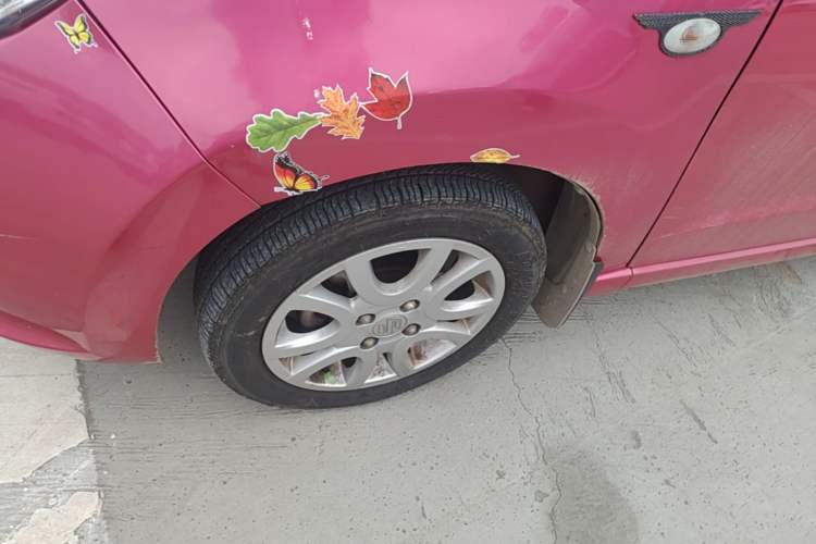 Used Suzuki Alto 2013 1.0L Automatic Luxury Model Left Front Wheel Hub