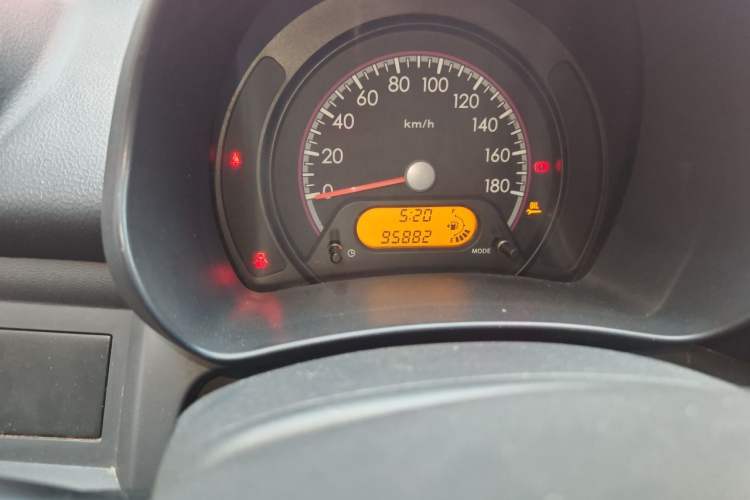 Used Suzuki Alto 2013 1.0L Manual Comfort Version Odometer Close Up