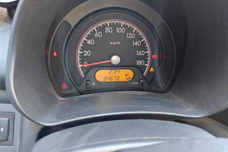 Used Suzuki Alto 2013 1.0L Manual Luxury Model Odometer Close Up