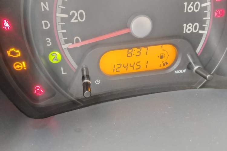 Used Suzuki Alto 2013 1.0L Automatic Luxury Model Odometer Close Up