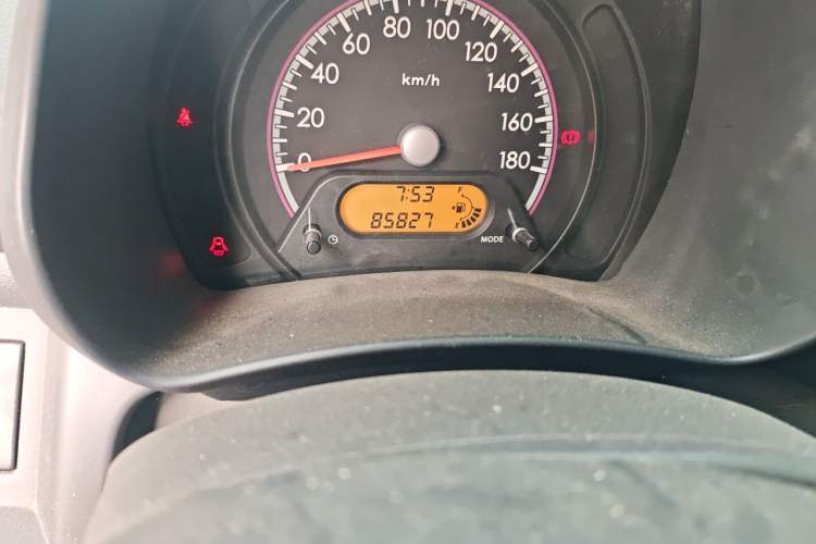 Used Suzuki Alto 2013 1.0L Manual Comfort Version Odometer Close Up