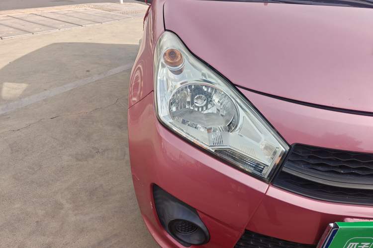 Used Suzuki Alto 2013 Revised Version 1.0L Manual Comfort Edition Right Front Headlight