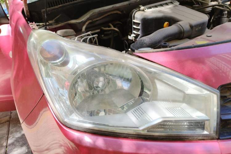 Used Suzuki Alto 2013 Revised Version 1.0L Manual Comfort Edition Right Front Headlight
