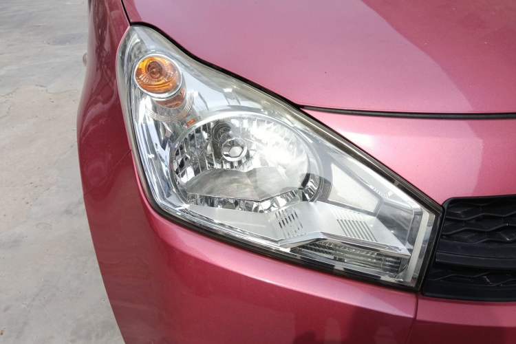 Used Suzuki Alto 2013 Revised Version 1.0L Manual Comfort Edition Right Front Headlight