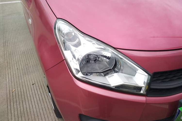 Used Suzuki Alto 2013 Revised Version 1.0L Manual Comfort Edition Right Front Headlight