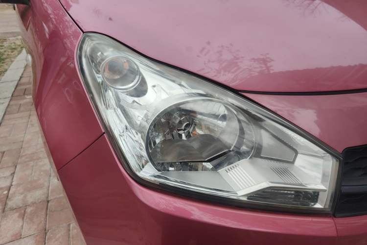 Used Suzuki Alto 2013 Revised Version 1.0L Manual Comfort Edition Right Front Headlight
