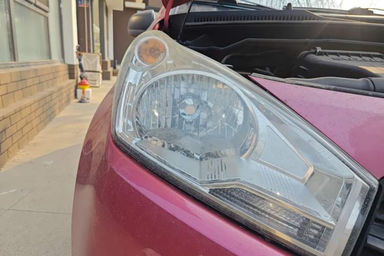 Used Suzuki Alto 2013 Revised Version 1.0L Manual Comfort Edition Right Front Headlight