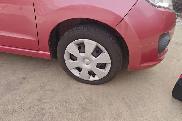 Used Suzuki Alto 2013 Revised Version 1.0L Manual Comfort Edition Right Front Wheel Hub
