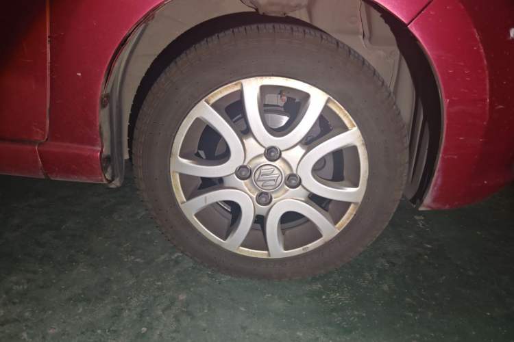 Used Suzuki Alto 2013 1.0L Manual Luxury Model Right Front Wheel Hub