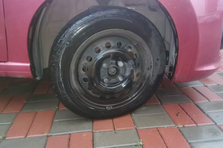 Used Suzuki Alto 2013 Revised Version 1.0L Manual Comfort Edition Right Front Wheel Hub