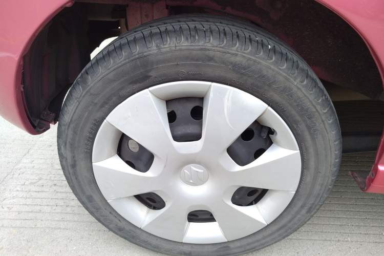 Used Suzuki Alto 2013 Revised Version 1.0L Manual Comfort Edition Right Rear Wheel Hub