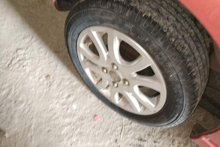 Used Suzuki Alto 2013 1.0L Automatic Luxury Model Right Rear Wheel Hub