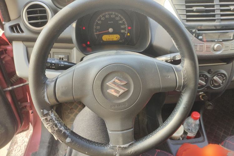Used Suzuki Alto 2013 1.0L Manual Luxury Model Steering Wheel