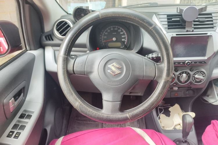Used Suzuki Alto 2013 1.0L Automatic Luxury Model Steering Wheel