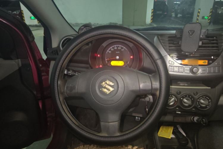 Used Suzuki Alto 2013 1.0L Manual Luxury Model Steering Wheel