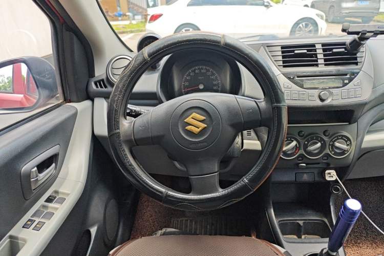 Used Suzuki Alto 2013 1.0L Manual Luxury Model Steering Wheel