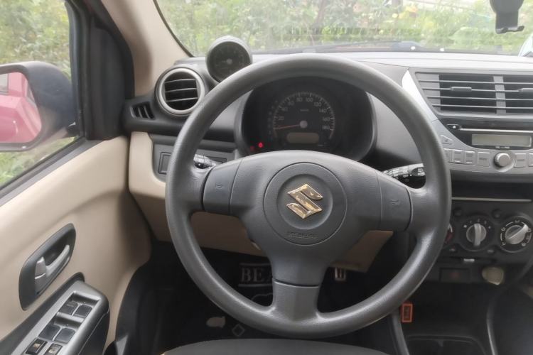 Used Suzuki Alto 2013 1.0L Automatic Luxury Model Steering Wheel