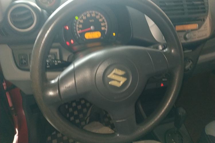 Used Suzuki Alto 2013 1.0L Automatic Luxury Model Steering Wheel