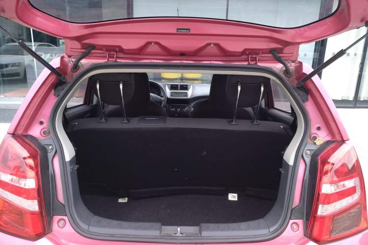 Used Suzuki Alto 2013 Revised Version 1.0L Manual Comfort Edition Trunk