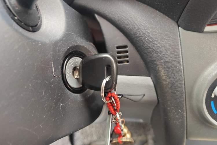 Used Suzuki Alto 2013 Revised Version 1.0L Manual Comfort Edition Vehicle Key