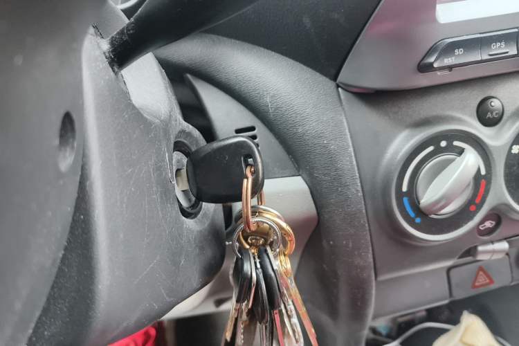 Used Suzuki Alto 2013 1.0L Automatic Luxury Model Vehicle Key