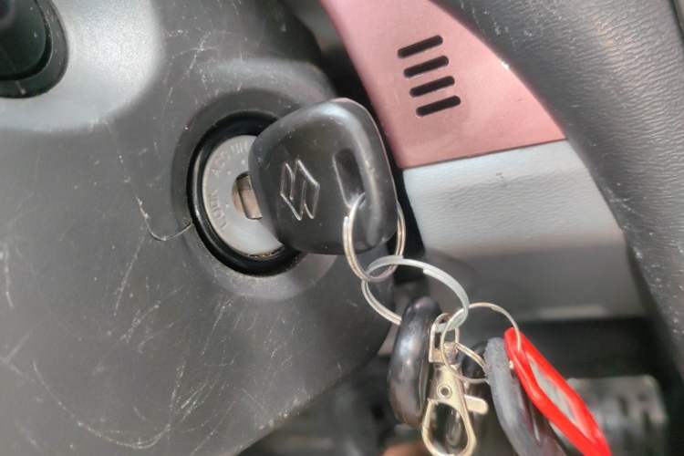 Used Suzuki Alto 2013 1.0L Automatic Luxury Model Vehicle Key