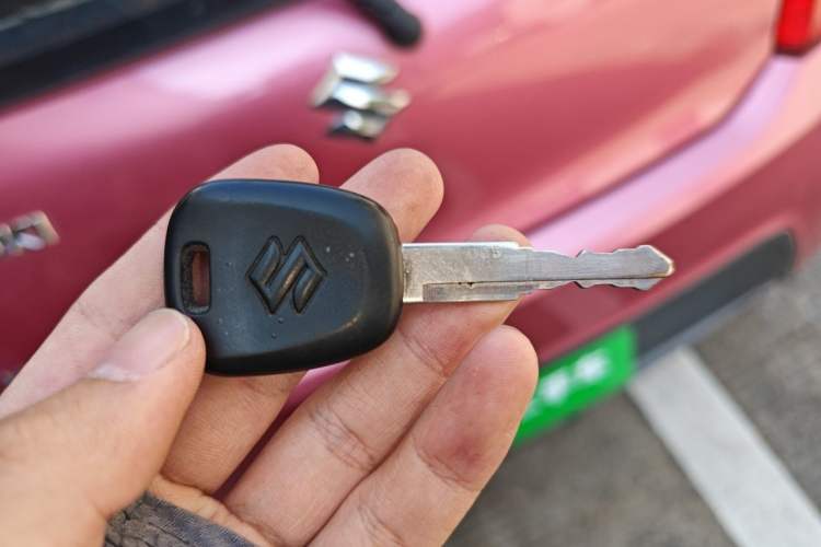 Used Suzuki Alto 2013 1.0L Manual Luxury Model Vehicle Key