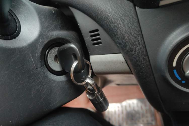 Used Suzuki Alto 2013 Revised Version 1.0L Manual Comfort Edition Vehicle Key