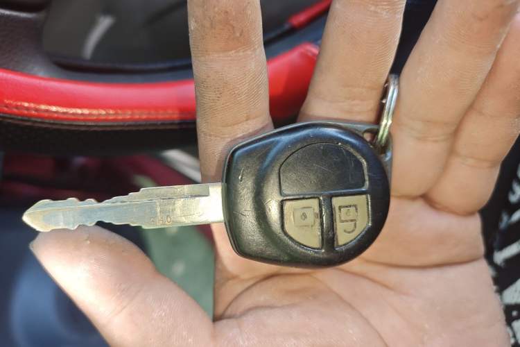 Used Suzuki Alto 2013 1.0L Manual Luxury Audio-Visual Model Vehicle Key
