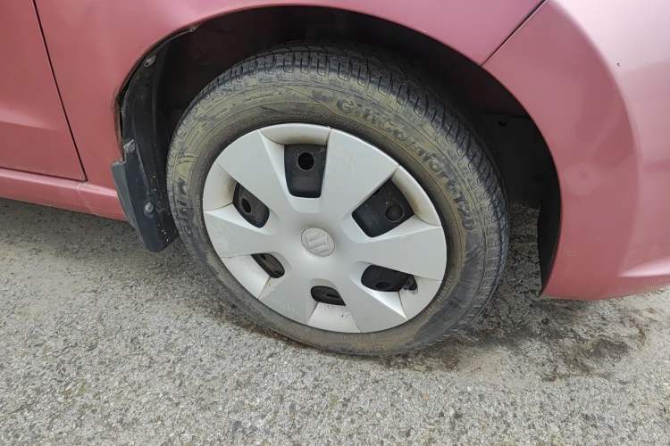 Used Suzuki Alto 2013 1.0L Manual Comfort Version Right Front Wheel Hub