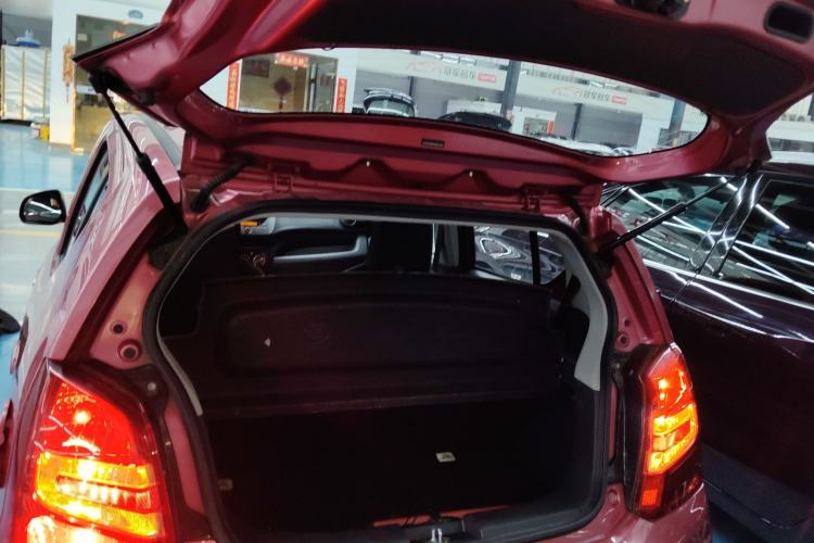 Used Suzuki Alto 2013 1.0L Automatic Luxury Model Trunk