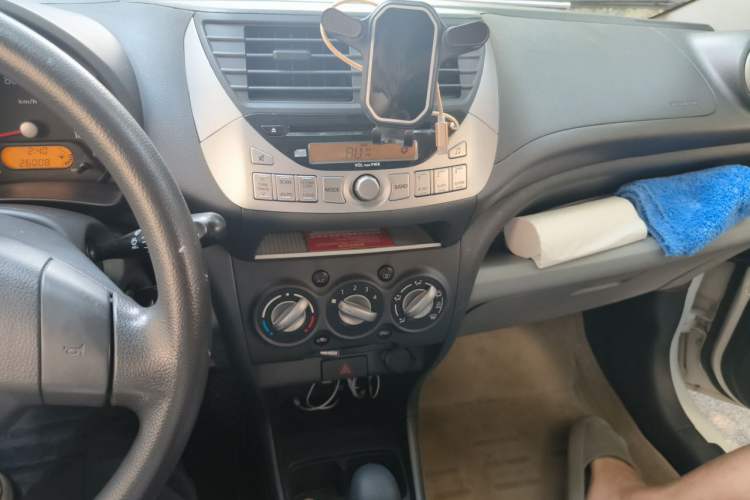 Used Suzuki Alto 2013 1.0L Automatic Luxury Model Audio And AC Panel