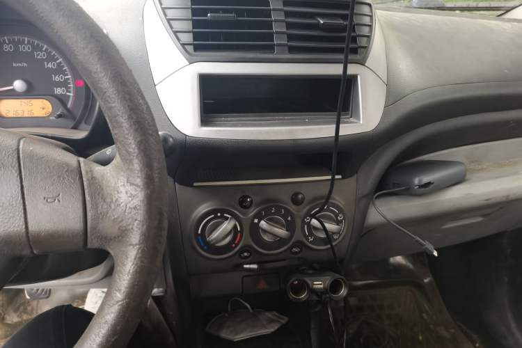 Used Suzuki Alto 2013 1.0L Manual Utility Model Audio And AC Panel