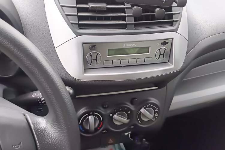 Used Suzuki Alto 2013 Revised Version 1.0L Manual Comfort Edition Audio And AC Panel