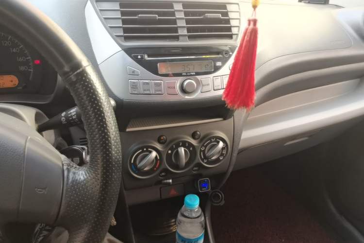 Used Suzuki Alto 2013 1.0L Automatic Luxury Model Audio And AC Panel