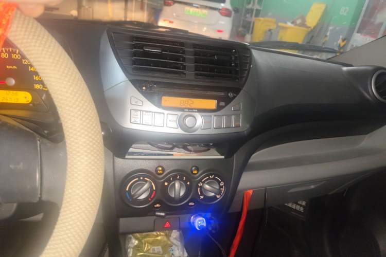 Used Suzuki Alto 2013 1.0L Automatic Luxury Model Audio And AC Panel