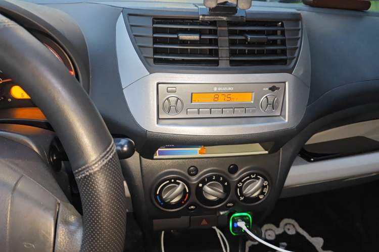 Used Suzuki Alto 2013 Revised Version 1.0L Manual Comfort Edition Audio And AC Panel