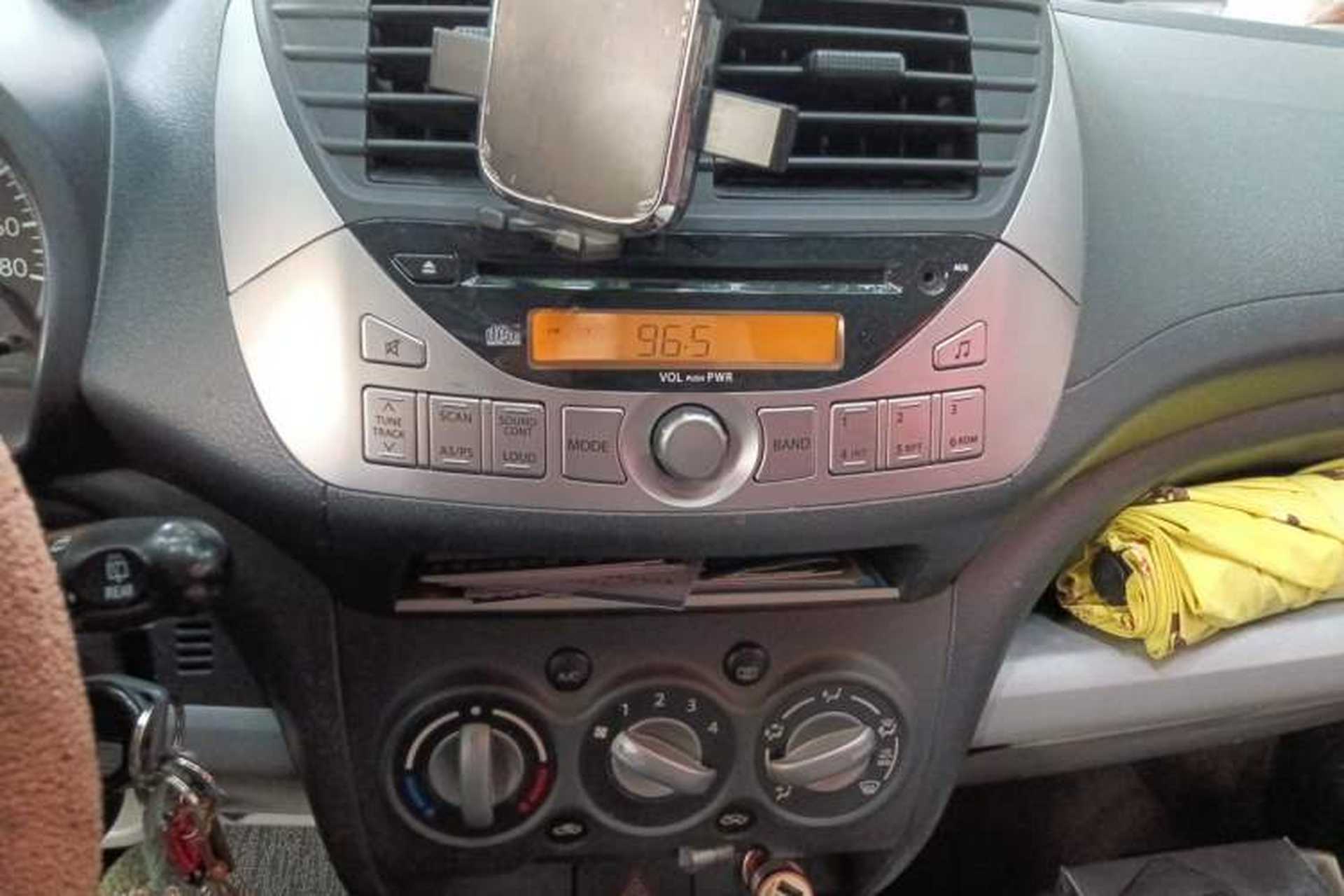 Used Suzuki Alto 2013 1.0L Manual Luxury Model Audio And AC Panel