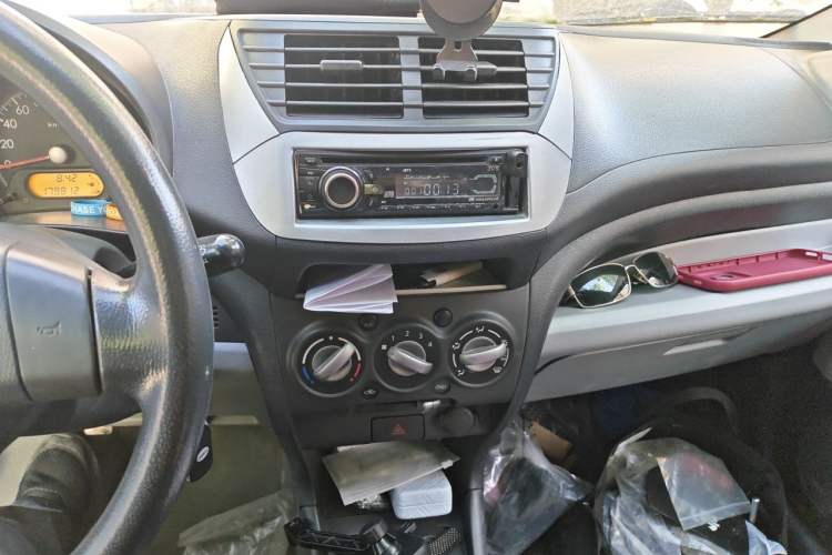 Used Suzuki Alto 2013 1.0L Manual Utility Model Audio And AC Panel