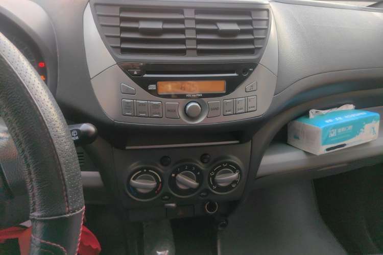 Used Suzuki Alto 2013 1.0L Automatic Luxury Model Audio And AC Panel
