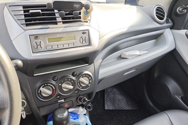 Used Suzuki Alto 2013 Revised Version 1.0L Manual Comfort Edition Audio And AC Panel