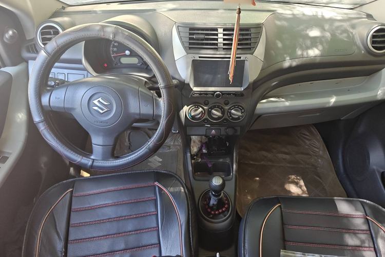 Used Suzuki Alto 2013 1.0L Manual Comfort Version Center Console