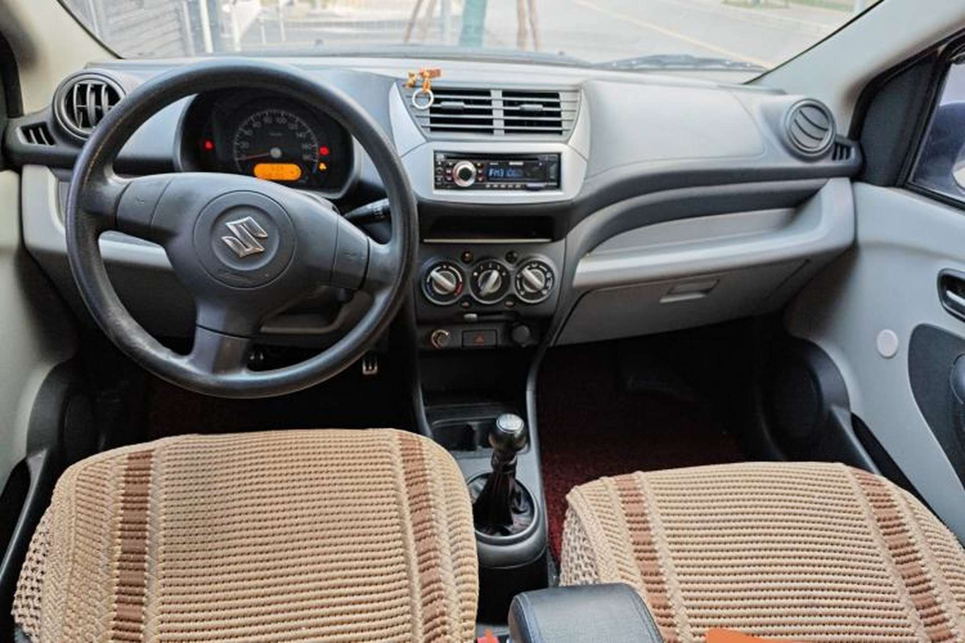 Used Suzuki Alto 2013 1.0L Manual Utility Model Center Console