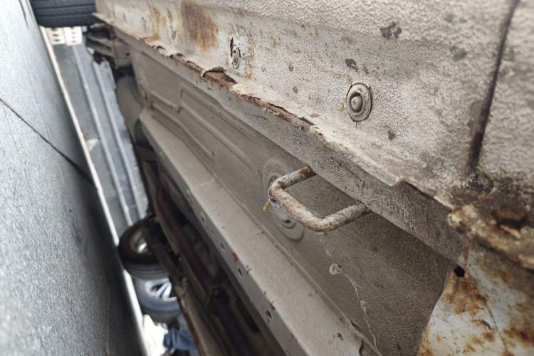 Used Suzuki Alto 2013 1.0L Automatic Luxury Model Chassis Front Right