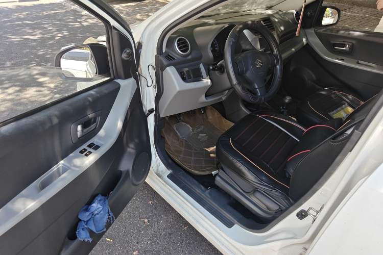 Used Suzuki Alto 2013 1.0L Manual Comfort Version Driver Seat