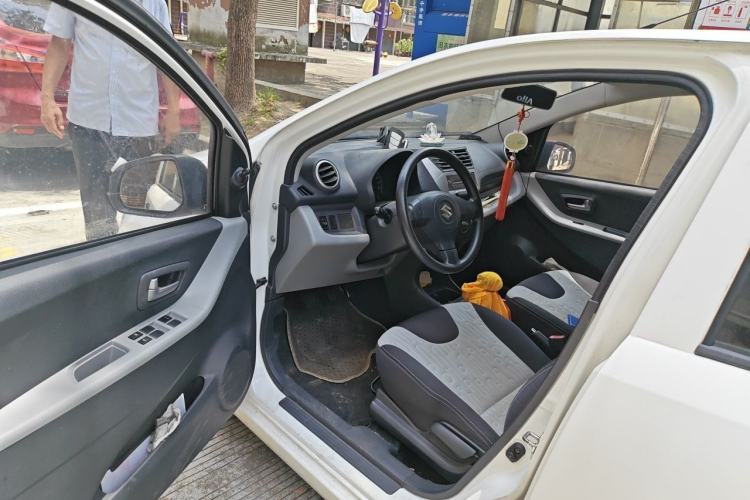 Used Suzuki Alto 2013 Revised Version 1.0L Manual Comfort Edition Driver Seat