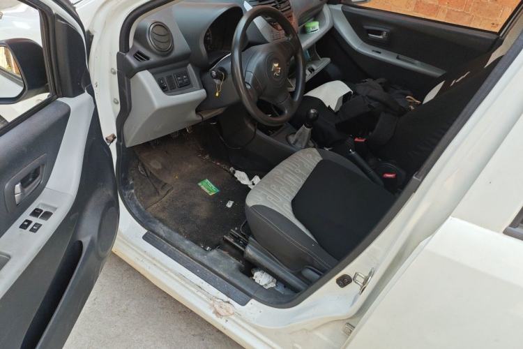 Used Suzuki Alto 2013 1.0L Manual Utility Model Driver Seat