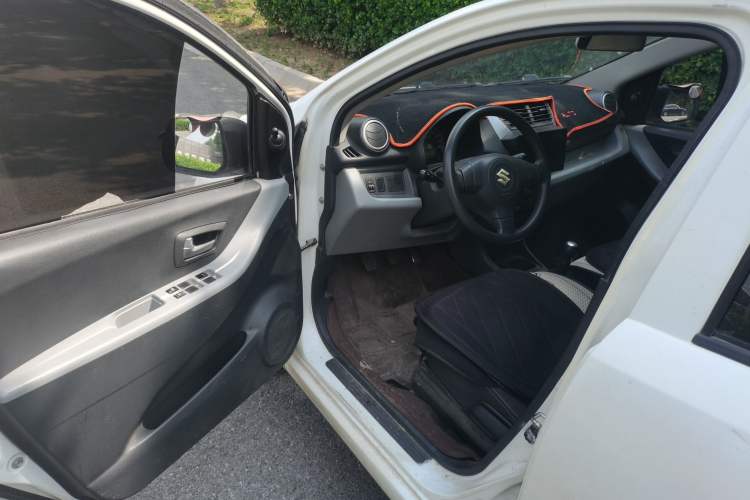 Used Suzuki Alto 2013 Revised Version 1.0L Manual Comfort Edition Driver Seat