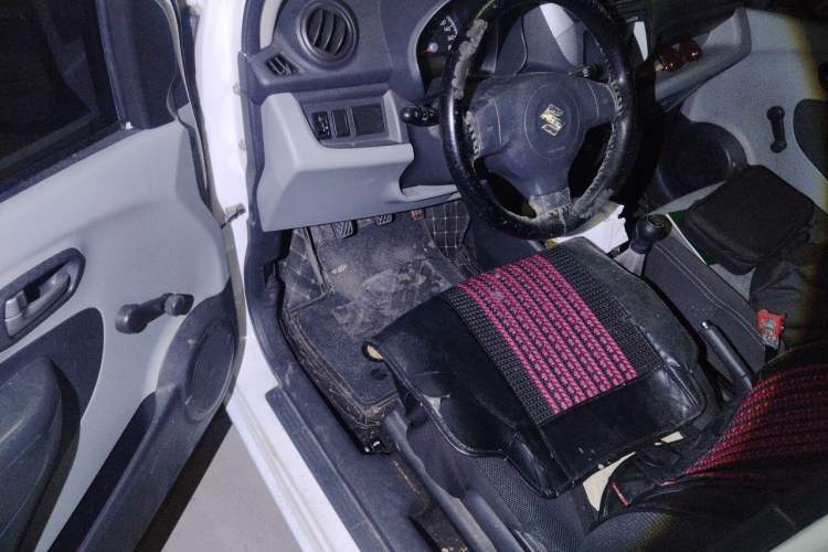 Used Suzuki Alto 2013 1.0L Manual Utility Model Driver Seat